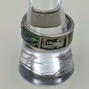 ✨3 for 25✨ Abalone Silver Tone People Ring Sz 10